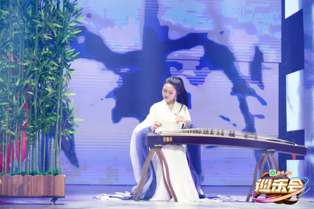 直播间|追完MOMO巡乐会，我觉得主播真没那么好当