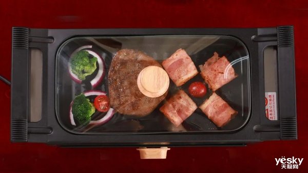 格兰仕|在家也能来个烧烤派对 格兰仕多功能煎烤炉让欢聚更美味