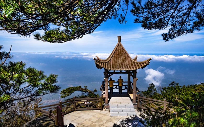 夏日旅游,避暑最佳胜地-平江天岳幕阜山