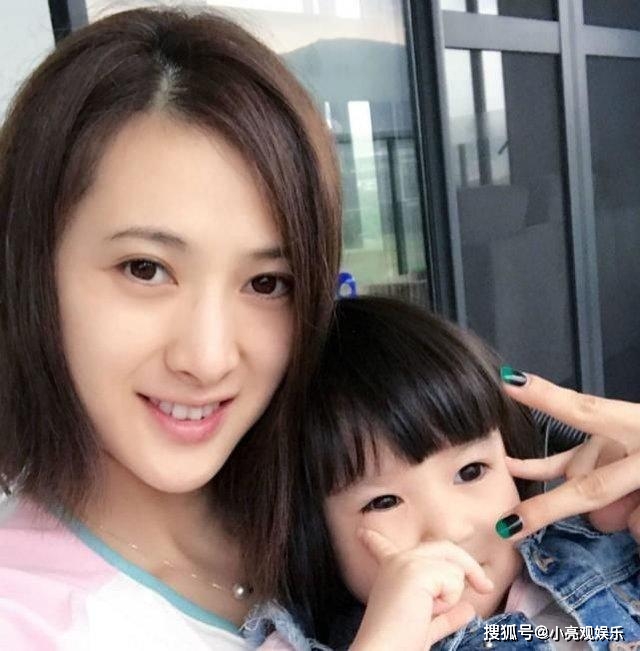 靳东初恋隋俊波怎样了?演完《青簪行》,又要演《雪中悍刀行》