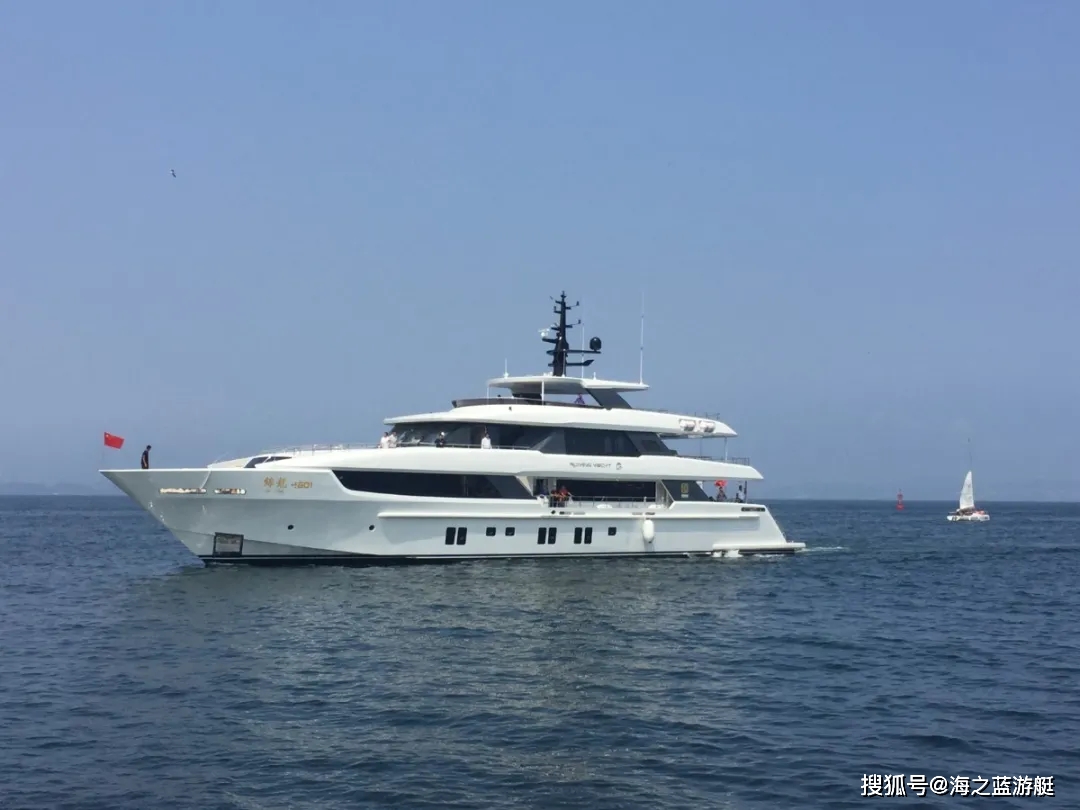 50多艘超级游艇云集,你不想来撩一下吗?