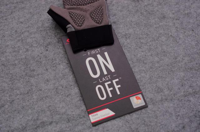 手套|【护具测评】一副怎样的运动健身手套才能满足90%健身爱好者的喜赖?