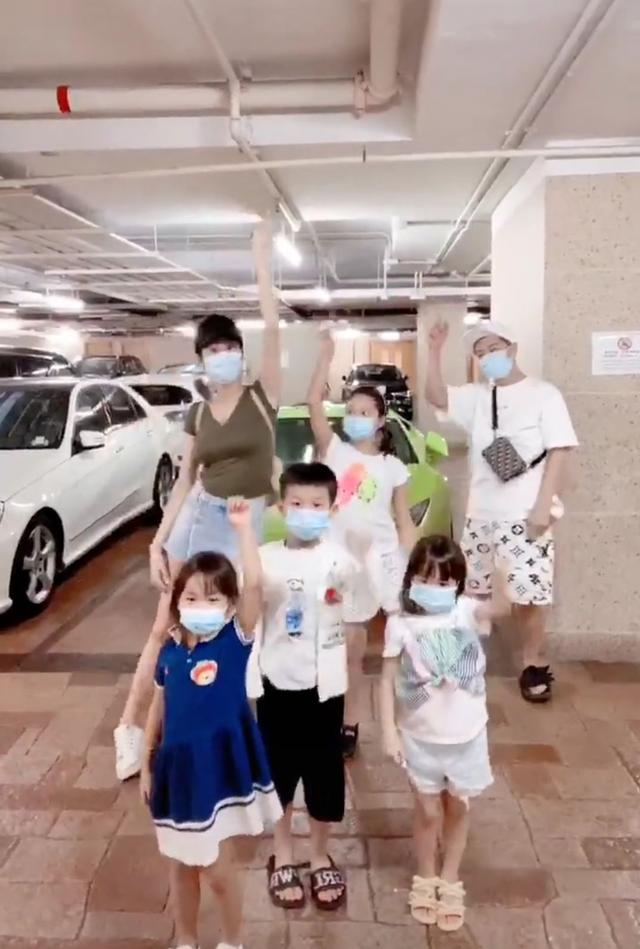 蒋丽莎回应搬离豪宅！吐槽陈浩民年收入只有1