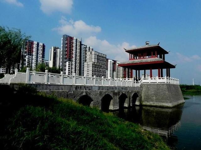 2020年衡阳gdp是_街拍衡阳丰满上围辣妈(2)