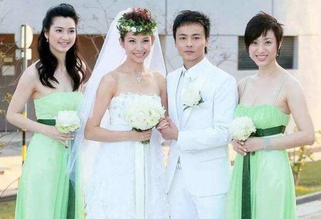 2008年,蔡少芬和张晋结婚,朱茵,陈法蓉,洪欣做伴娘.