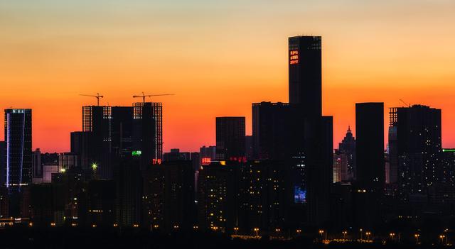 深圳博士收3万“红包”！杭州应届生6年连续补贴1万，大城市租房补贴来了！