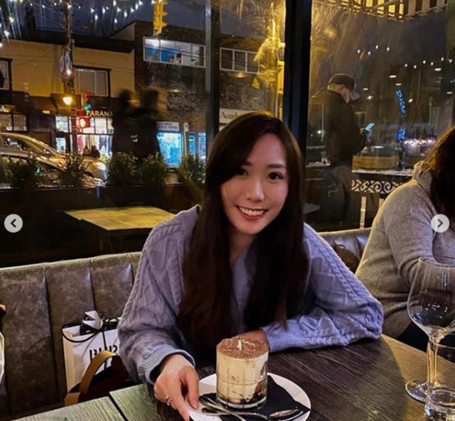李丽珍曝近况,22岁女儿气质不输妈,母女俩相依为命16年