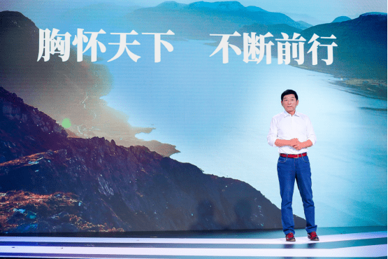 魏建军|昨日叹命悬一线 今日焕新三大平台！魏建军完成双“机变”