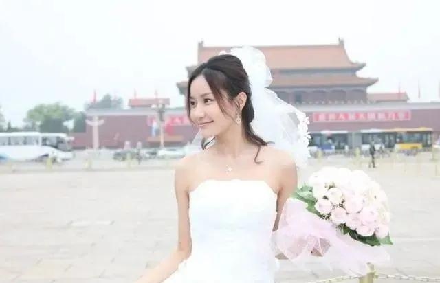 干女儿|她是张国立的干女儿，出演了7部剧没有走红，今专心做豪门贵妇