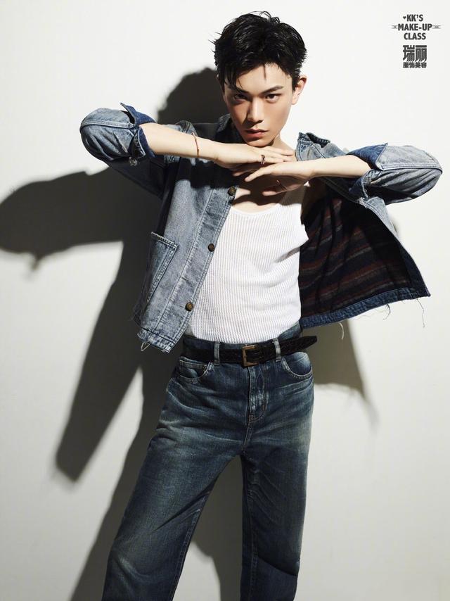 瑞丽|丁禹兮最新瑞丽大片好好看,西装帅气又绅士超有感,霸总范太强