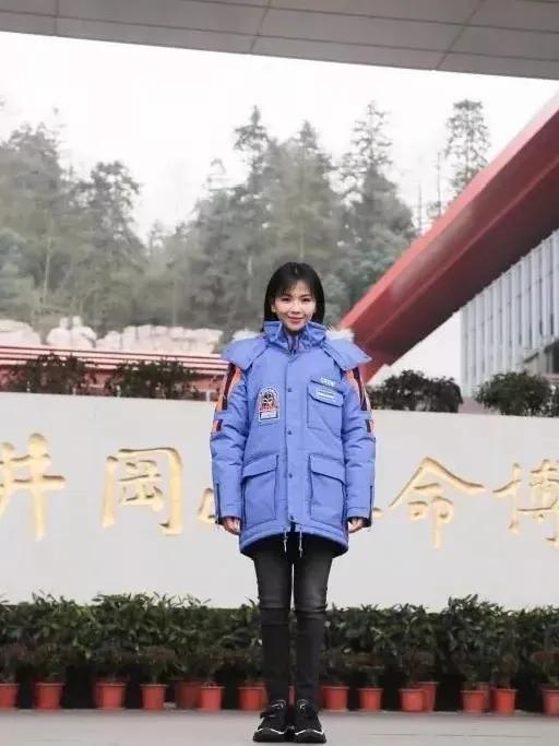 女人|42岁的刘涛宣布转行：从「贤妻」到「总裁」，女人闪耀的地方绝不止外表！