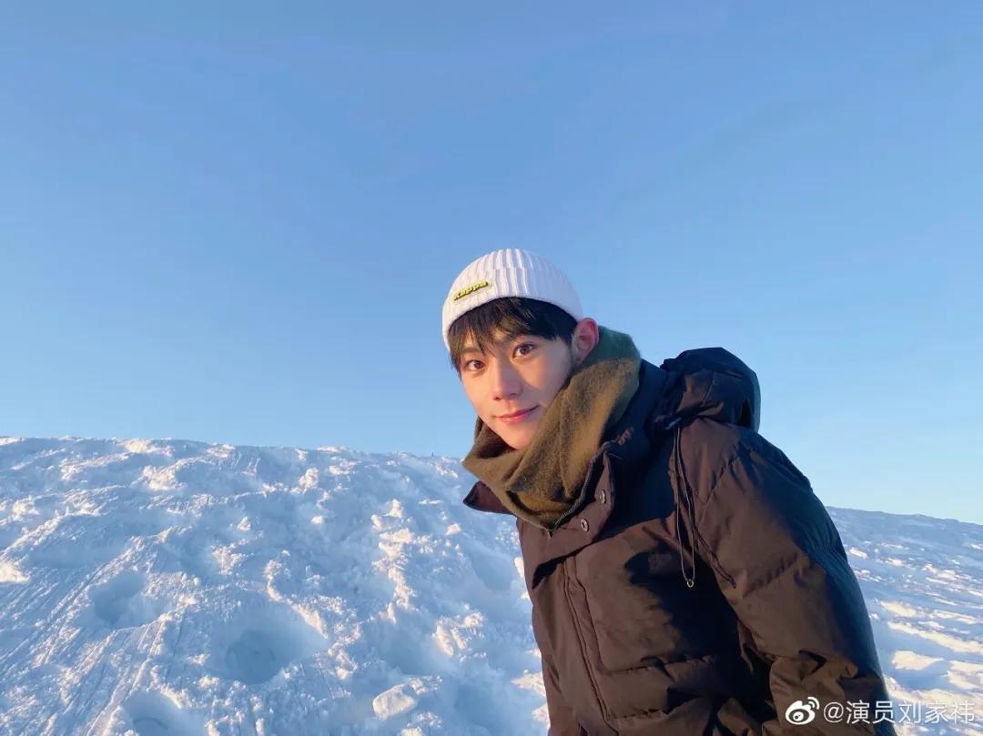 空降|原创撞脸半个娱乐圈打败张子枫拿下艺考第一，空降小花第一梯队？