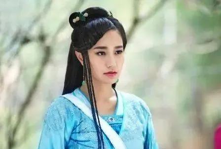 干女儿|她是张国立的干女儿，出演了7部剧没有走红，今专心做豪门贵妇