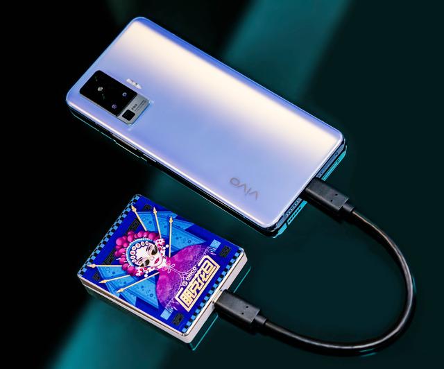 固态|时尚潮流先锋之作，ORICO玩涂戏曲系列高速移动固态硬盘体验