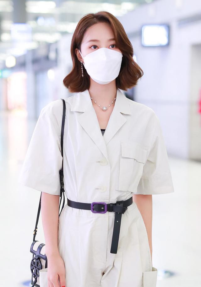 调配|三十岁必须做出改变，不要老''装嫩''了，这样穿不老气还很帅