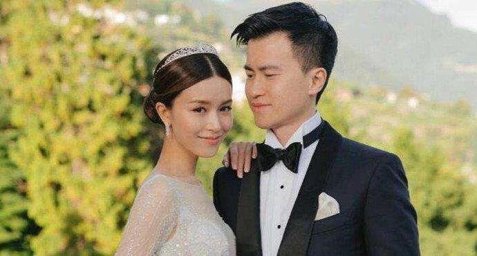 32岁香港女星文咏珊低调结婚,嫁给了爱情,老公是"金融