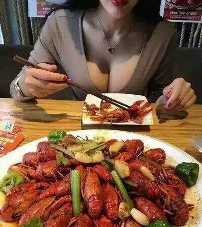 什么虾不能吃猜成语_看图猜成语