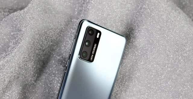 46%！华为手机在中国市场再创新高，份额超OV米总