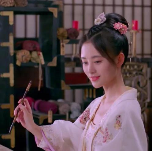 什么|0202年了还在抄10年前韩剧的老梗，这剧除了看脸还能看什么？