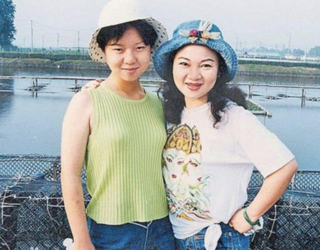 原创被日本男人抛弃，被刀砍绑架，女儿被奸杀，她选择用爱治疗世界
