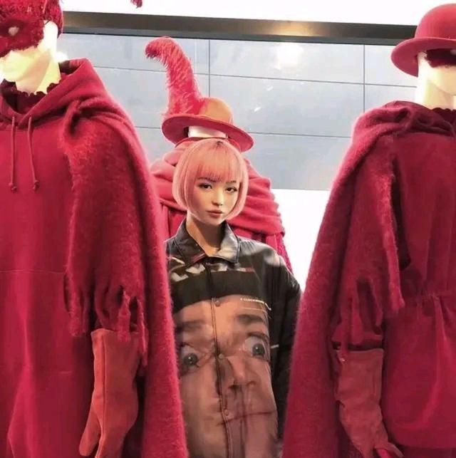 杂志|当网红拍COS上杂志，这个日本知名博主不是人，她是个不存在的女孩