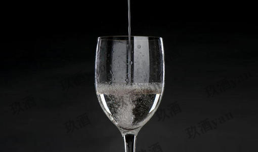 为什么酒这么好喝 cbba3368a00a40f6802f916d45f43663.jpeg