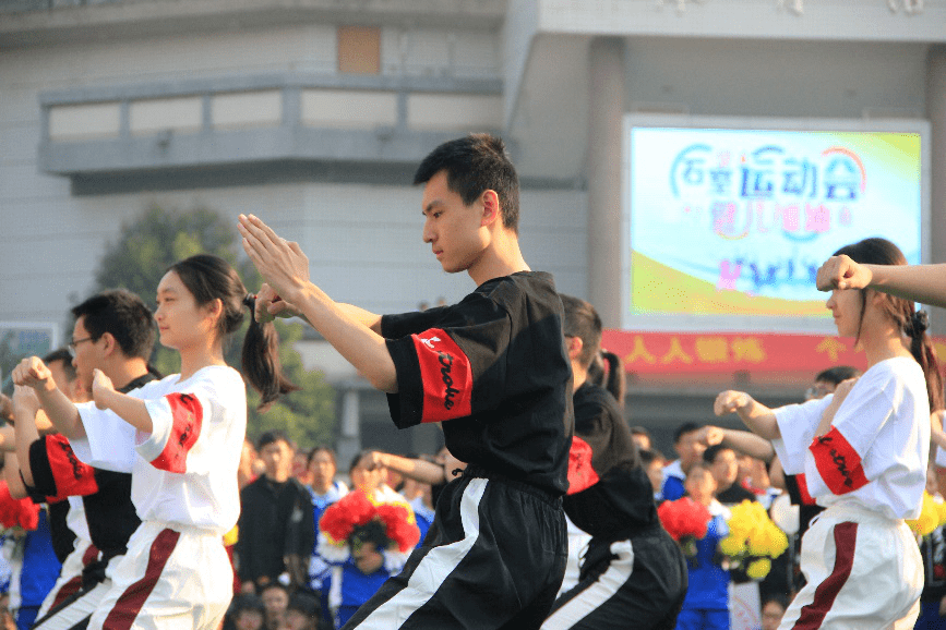 消息资讯|这些石室中学的学生从优秀变得更加优秀！