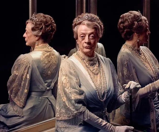 造型|美剧里的复古味，哪个造型你最中意？