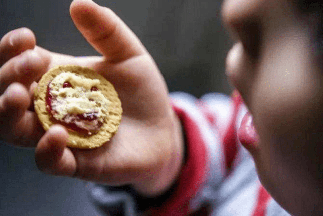 孩子|趁早了解五个实用技能，关键时刻孩子能自救暑假是意外高发期