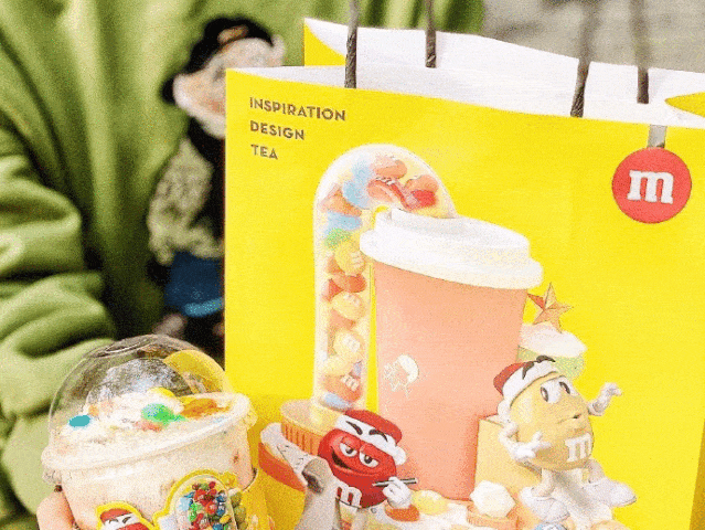 包包|把打包袋做成潮流包包！茶饮品牌正在变成“手袋公司”？