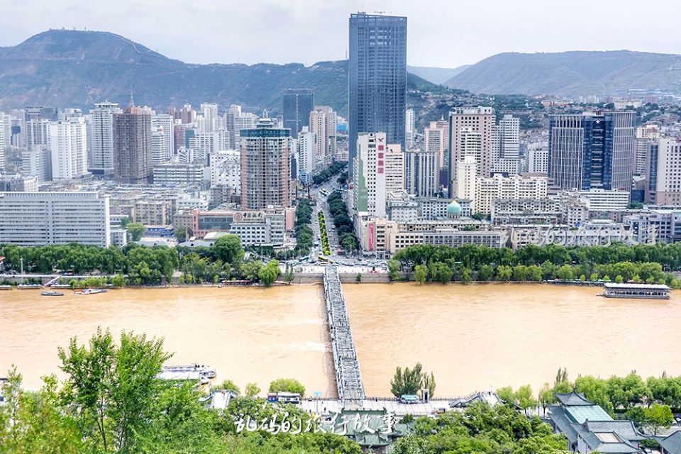 兰州|德国人承建的兰州百年铁桥 至今正常通行 被誉“天下黄河第一桥”