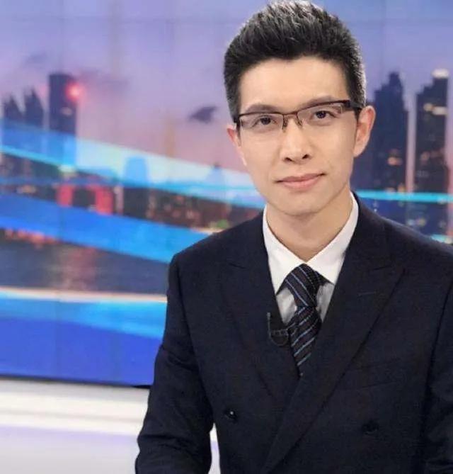 网友|原创2小时卖出4千万，朱广权凭啥成了央视主持人直播带货第一人？