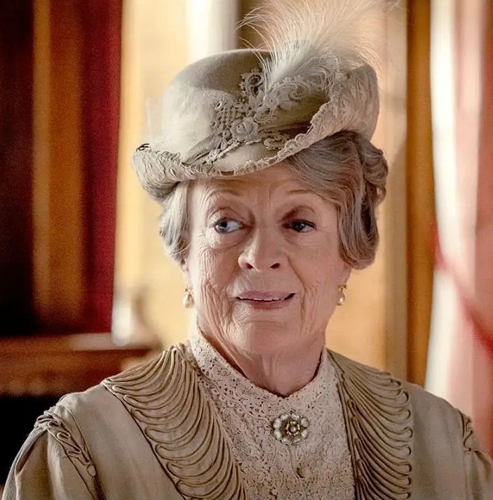 造型|美剧里的复古味，哪个造型你最中意？