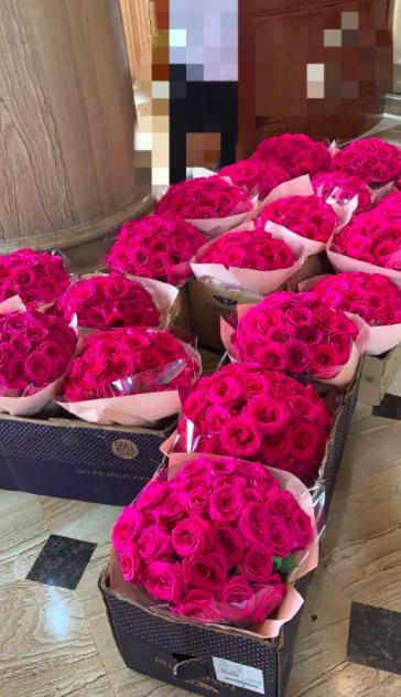 全员|原创金晨送玫瑰被赞铁汉也柔情，护肤品浪姐全员人手一套，一车不够装
