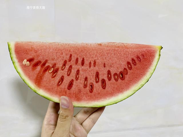 2eb6d3f50cbc4ad2bca5b0332804eab5.jpeg
