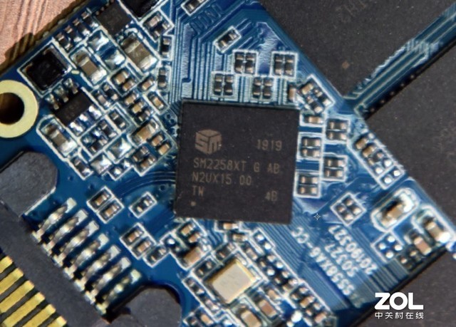 什么是芯片它有什么作用 2f50643884c240c096661f4f872bf9d1.jpeg