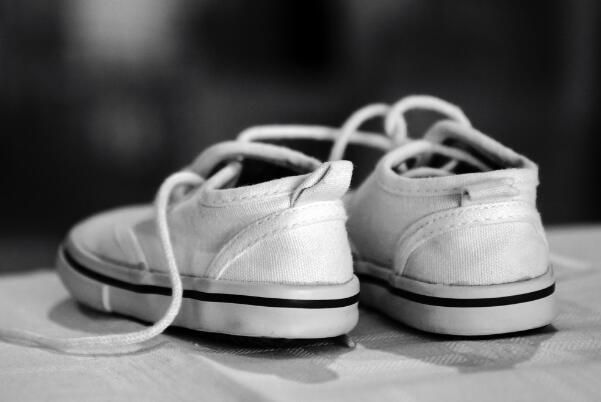 鞋子怎么洗不发黄不发霉 6f7d504622f147879d9adb6dff8c4b47.jpeg