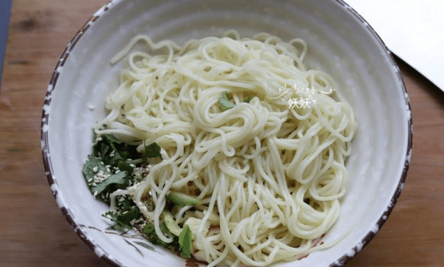 如何做出红油凉面 08d217eb12434a8da9c271d47e3a8c95.png