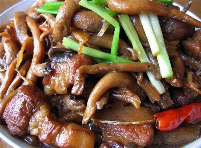 红烧肉的做法家常红烧肉炖冬瓜 27117c7215dc4b8aa27b63845b574eac.jpeg