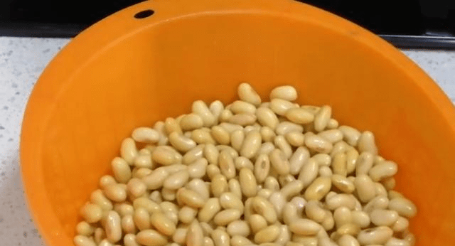 黄豆酱适合做什么菜吃 78d105ecbc7d48dbacb3bf2b2b62917f.png