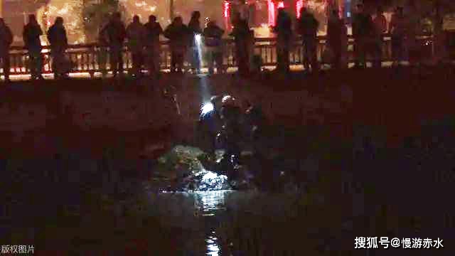 女子酒后与丈夫吵架跳赤水河轻生,人们费很大