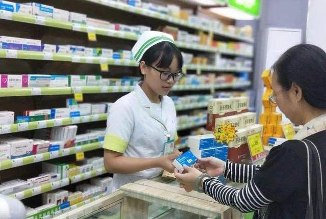 官宣|继马云后，又一“大佬”官宣开药店，全国已“储备”60万个网点