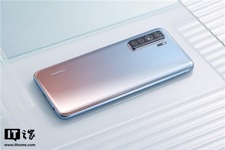 nova|开学季热门 5G 手机盘点：华为 nova7 SE 抢先送来 N 大福利