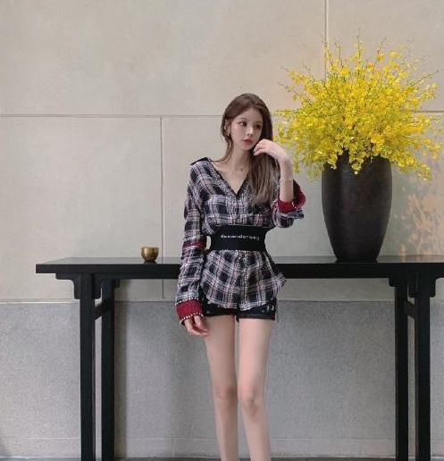 carol|19岁拥有千万房产，实名制吐槽网红，好衣品不输杨幂