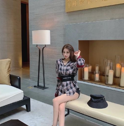 carol|19岁拥有千万房产，实名制吐槽网红，好衣品不输杨幂