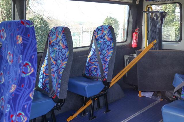 莱恩·博维|英国小情侣双双辞职，开改装小巴环游世界，每天花销不到10英镑