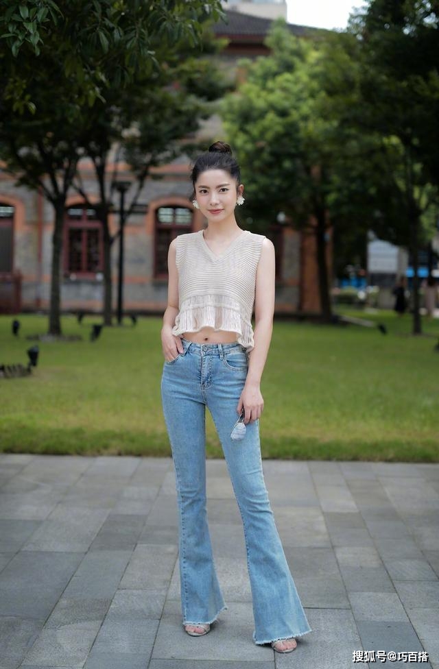 风情|针织上衣到底有多“风情”，你不穿身上真的体会不了，简直美翻了