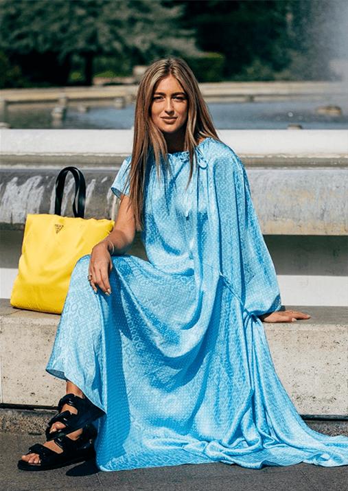 凉鞋|“丑”凉鞋大翻身，刘雯都不离脚，原来你这么好看