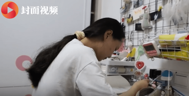 消息资讯|香港大学已向江苏考生白湘菱发放录取通知，将提供百万奖学金，网友为她加油