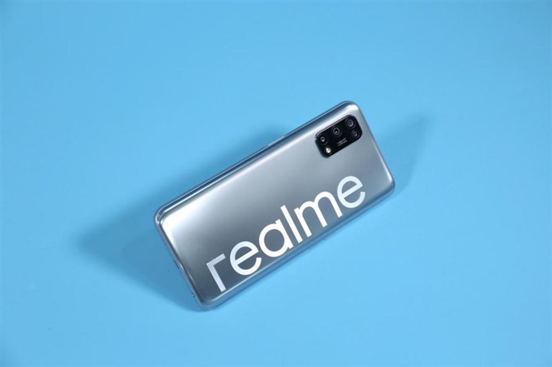 天玑720中端王炸!realme真我V5首发评测
